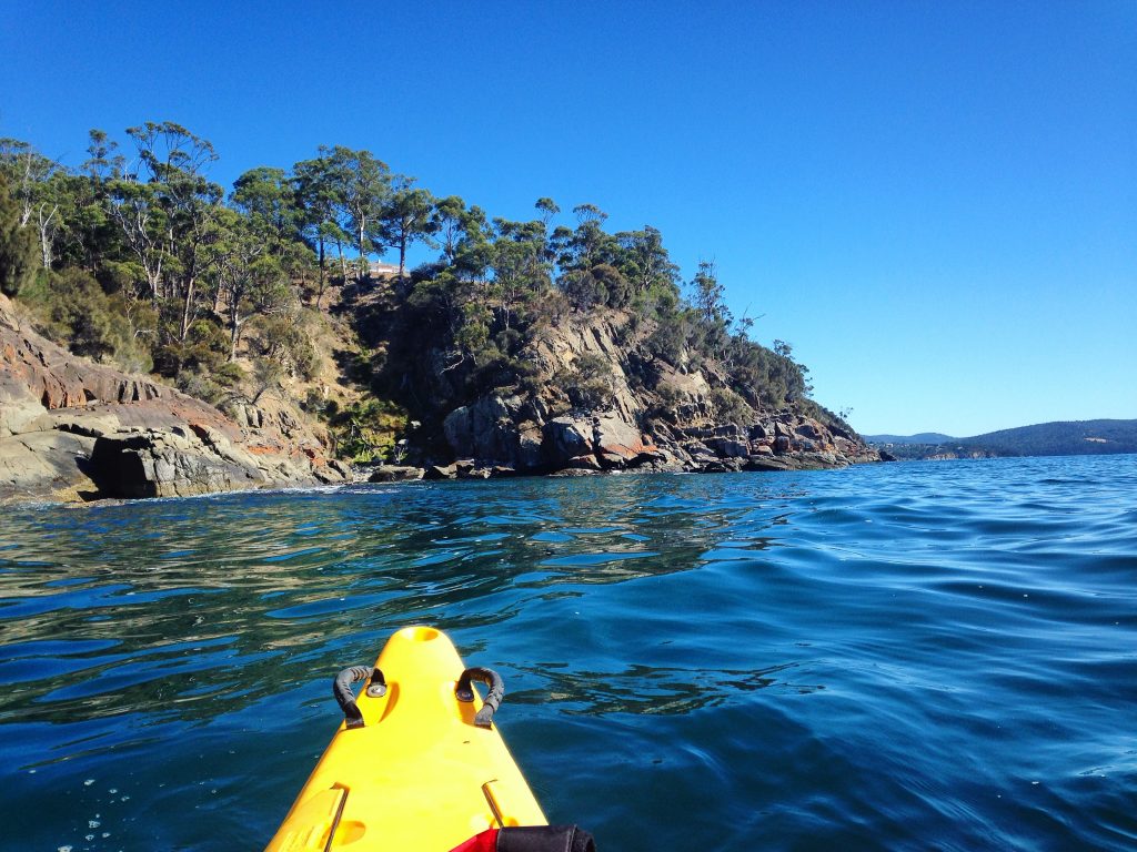 kayak tasmania australia